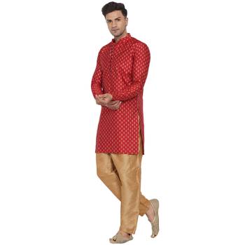 Red printed banarasi men-kurtas 3