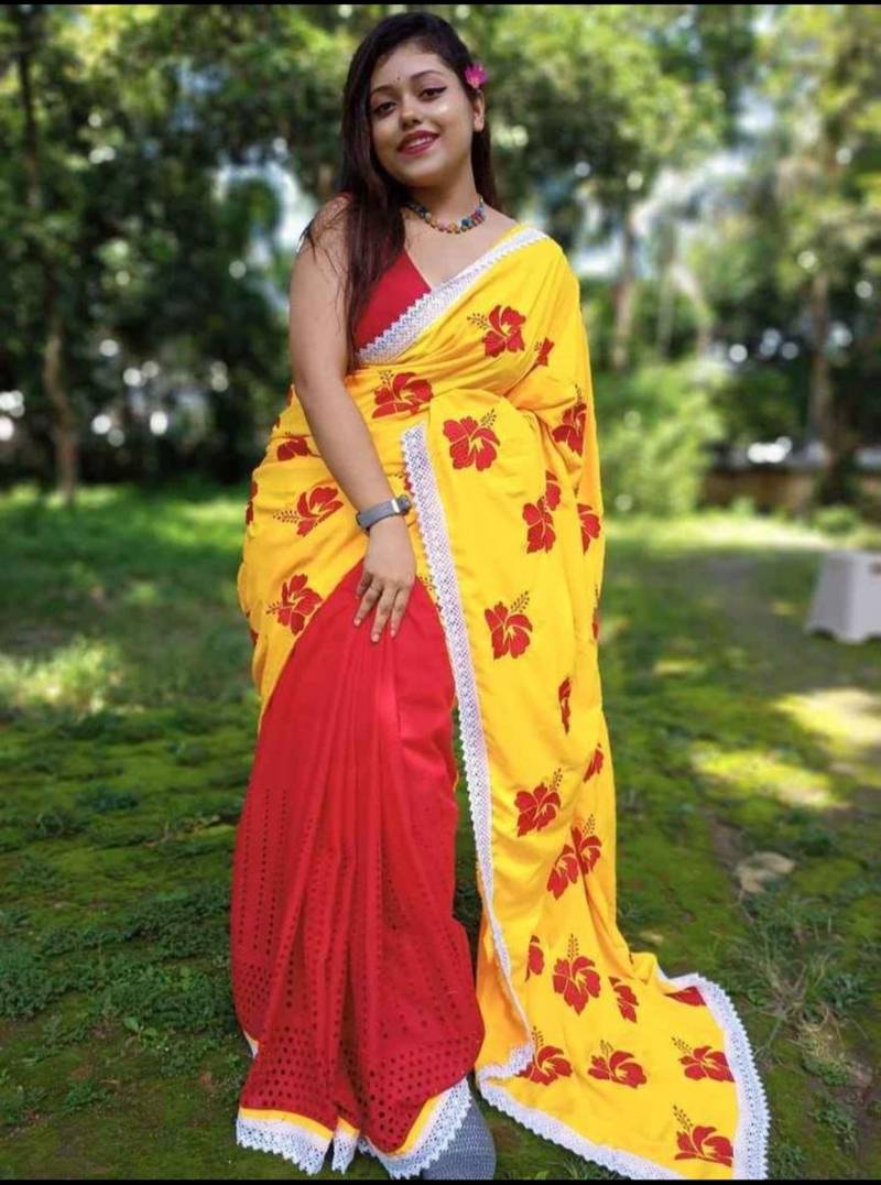 Jaba Flowering Hakoba Saree