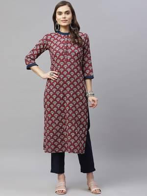 womens pure cotton printed straight kurti and Pant Set 1