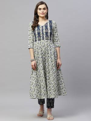 Women Floral Printed Anarkali Jaipuri Pure Cotton Kurta with Gold print Palazzo suit Set 1