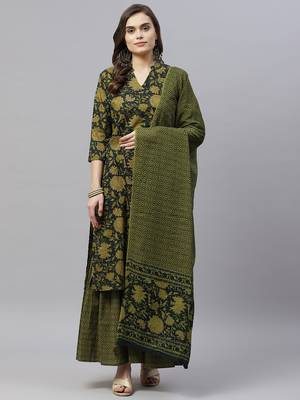 Womens Cotton Floral Print Straight Kurta Sharara Dupatta Set 1