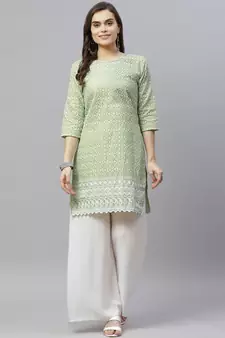 Green Ethnic Motifs Embroidered Chikankari Kurti