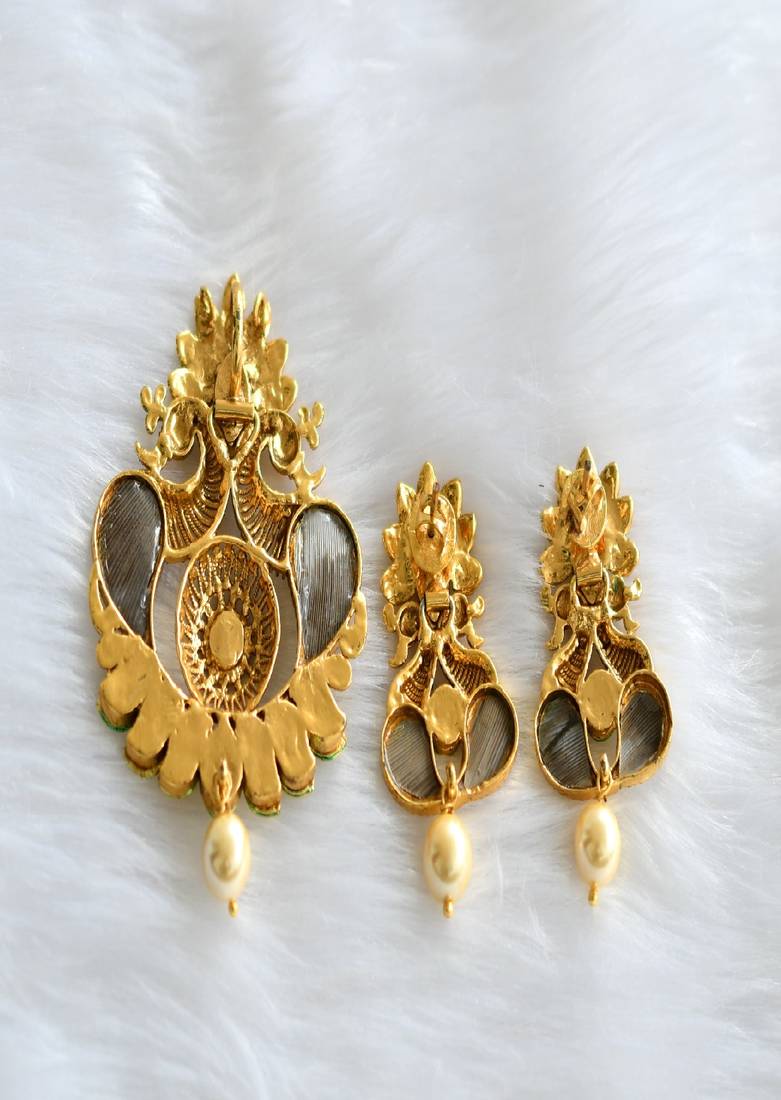 Antique gold tone real peacock feather kundan pendant set dj-01820