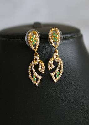 Gold tone green-white necklace set dj-01830 2