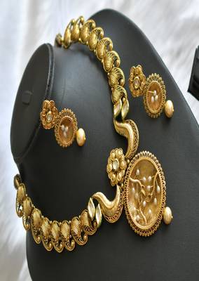 Antique gold tone pearl kundan necklace set dj-01807 1