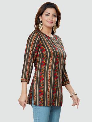 Black printed rayon short-kurtis 3