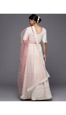 Off White Embroidered Semi-Stitched Lehenga & Unstitched Blouse With Dupatta 2