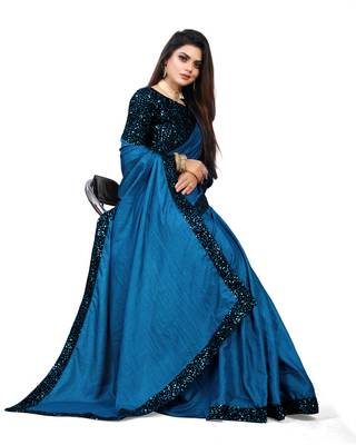 Blue Embroidered Silk Blend Saree With Blouse 2