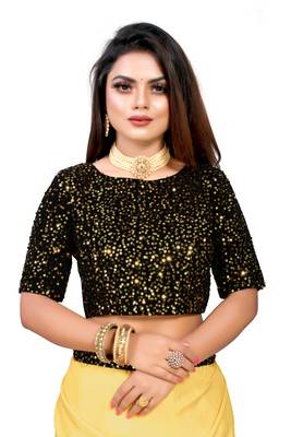 Yellow Embroidered Silk Blend Saree With Blouse 4