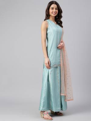 Green embroidered silk ethnic-kurtis 3