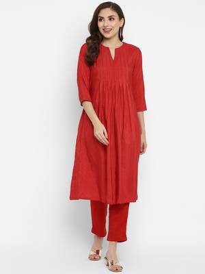 Red pleated yoke with zari work cotton viscose 3