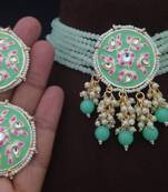 Multicolor necklaces