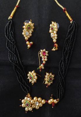 Multicolor necklaces 1