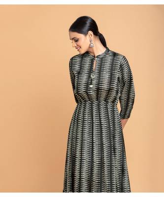 Black printed cotton short-kurtis 3