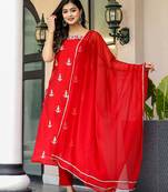 Red Sleeveless Silk Kurta Pant With Dupatta Set