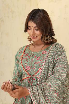 Green Floral Printed Cotton Kurta Sharara With Dupatta Set 6