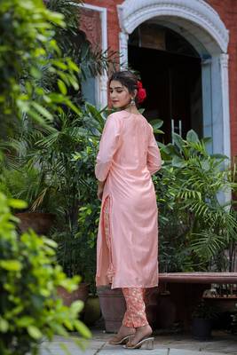 Pink Floral Modal Silk Kurta Pant Set With Dupatta (Set of 3) 2