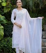 Light Peach Modal Kurta Pant Set With Dupatta (Set of 3)