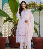 Peach Floral Modal Silk Kurta Pant Set With Dupatta (Set of 3)