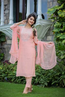 Pink Embroidered Silk Kurta Pant Set With Dupatta (Set of 3) 4