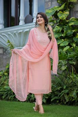 Pink Embroidered Silk Kurta Pant Set With Dupatta (Set of 3) 8