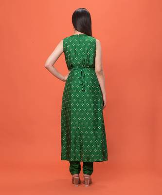 Green Medieval Kurta Set 5