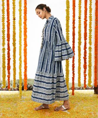 BLUE Long Dress With Bell Sleeves 3