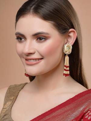 Red pearl earrings 1