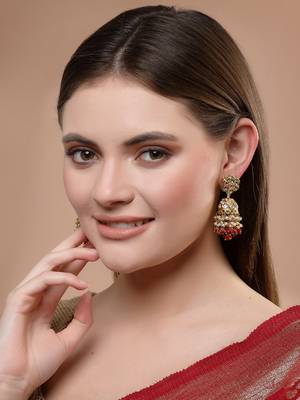Red pearl earrings 1