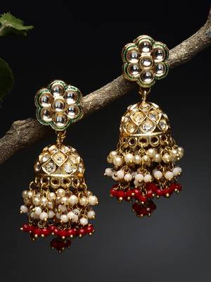 Red pearl earrings 2