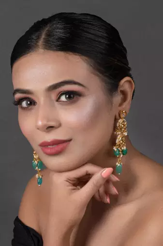 Emerald Beaded Kundan Contemporary Earrings
