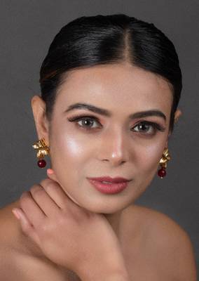 Classic Ruby Beaded Gold Tone Kundan Inspired Earrings 1