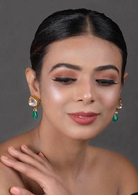 Gold Tone Emerald Beaded Kundan Contemporary Studs 1