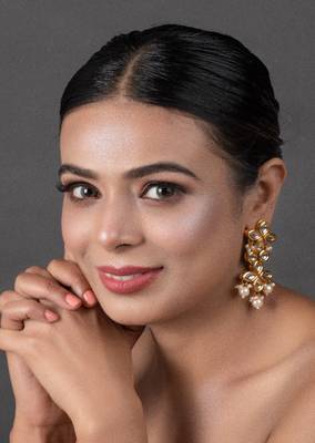 Gold Tone Pearl Beaded Kundan Earrings 2
