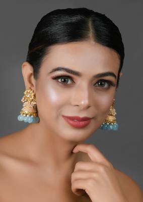 Gold Tone Blue Pearl Beaded Kundan Jhumki 1