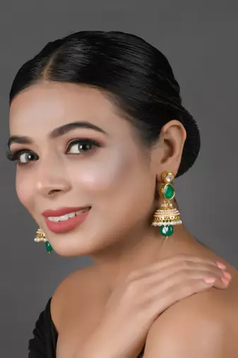 Green Gold Toned Pearl Beaded Kundan Jhumki