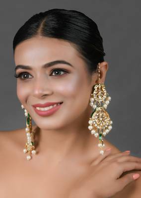 Pearl Beaded Handcrafted Kundan Earrings 3