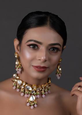 Handcrafted Kundan Pastel Beaded Necklace With Earrings 3