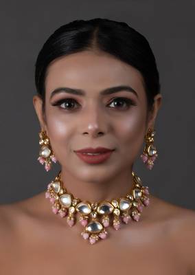 Pearl & Pink Beaded Gold Tone Kundan Necklace With Earrings 2