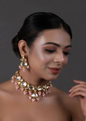 Pearl & Pink Beaded Gold Tone Kundan Necklace With Earrings 3