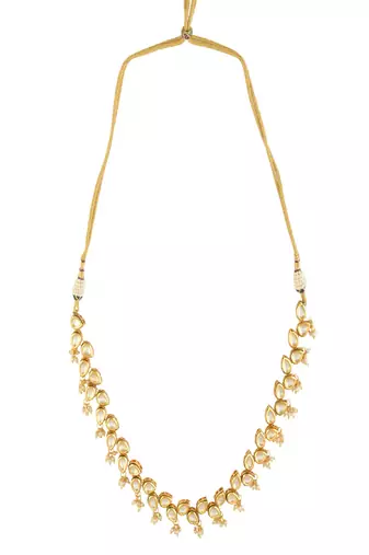 Elegant Tear Drop Shaped Necklace With Earrings