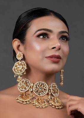 Kundan Inspired Pearl Necklace With Earrings 1
