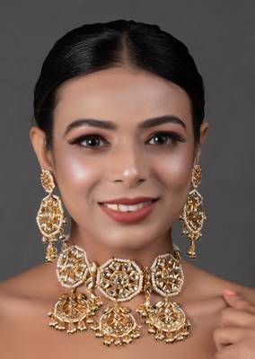 Kundan Inspired Pearl Necklace With Earrings 2