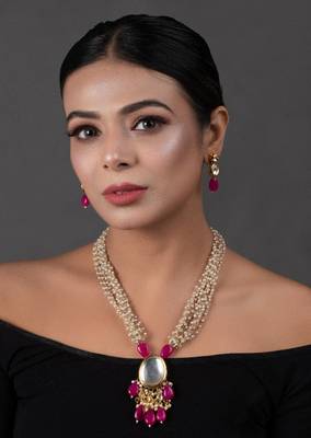 Ruby Beaded Kundan Necklace With Earrings 1
