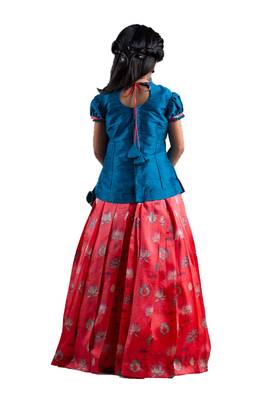 Shivangi Girls Pink Bamboo Silk Pattu Pavadai 3