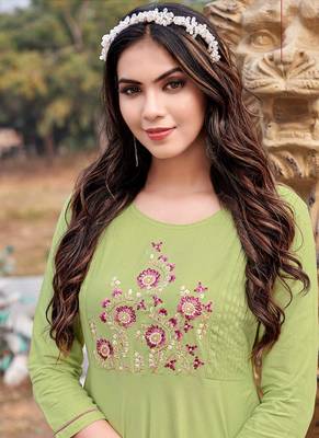 Elegant Thread Work Long Kurti in Beautiful Peach Color 2