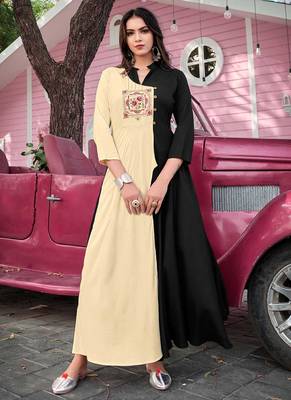Designer Black Colour Tunic with Smart Thread Work 1