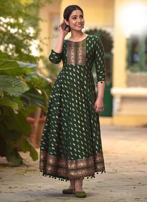 Girlish Pink Kurti for Fashinova Girls with Foil Work 2