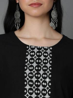 Black embroidered cotton ethnic-kurtis 3