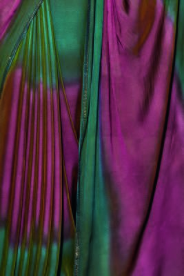 Wine woven chiffon saree with blouse 3